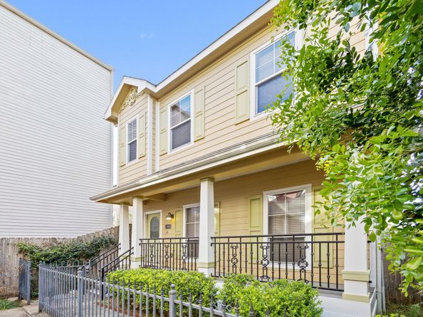 1106 W 18th Street A, Houston TX 77008