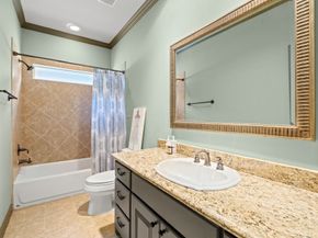1106 W 18th Street A, Houston TX 77008