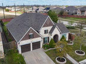 131 Crown Estate Way, Sugar Land TX 77498