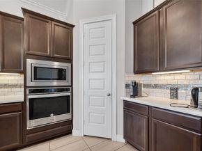 131 Crown Estate Way, Sugar Land TX 77498