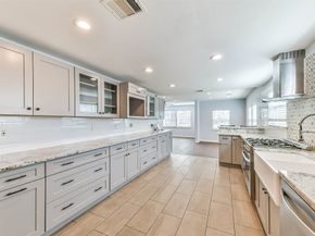 7341 Oak Hill Drive, Houston TX 77087