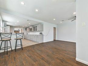 7341 Oak Hill Drive, Houston TX 77087