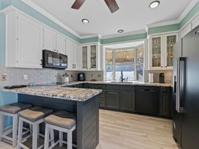 3203 Creek Manor Drive, Houston TX 77339