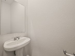 8123 Burnt Orchid Drive, Houston TX 77016