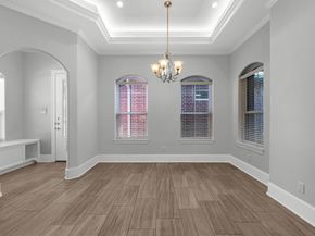 2329 Willowby Drive, Houston TX 77008