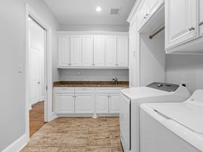 2329 Willowby Drive, Houston TX 77008