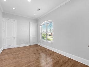 2329 Willowby Drive, Houston TX 77008