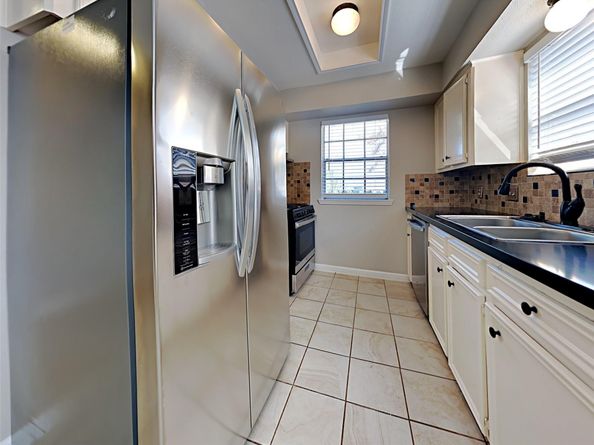 5307 Derbyshire Drive, Katy TX 77493