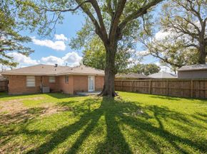 5637 Wood Creek Way, Houston TX 77017