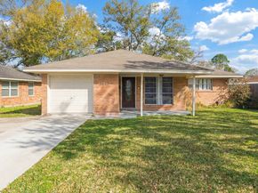 5637 Wood Creek Way, Houston TX 77017