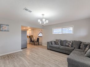 5637 Wood Creek Way, Houston TX 77017