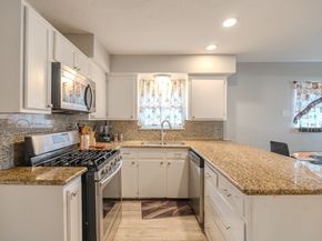 5637 Wood Creek Way, Houston TX 77017