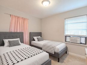 5637 Wood Creek Way, Houston TX 77017