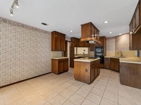 7310 Treewater Drive, Houston TX 77072