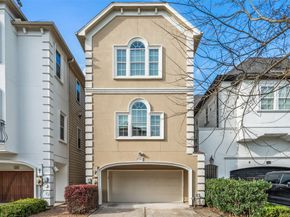 5734 Petty Street, Houston TX 77007