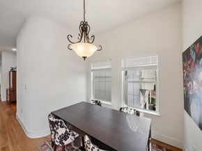 5734 Petty Street, Houston TX 77007