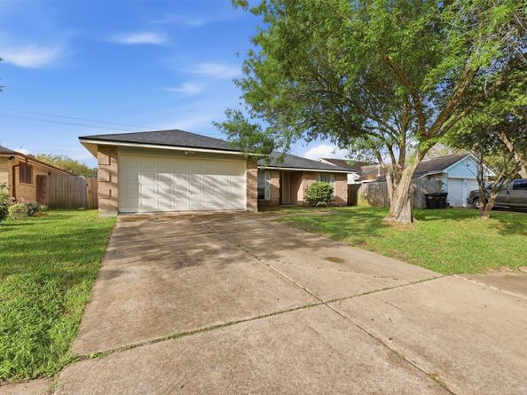 14031 Bay Gardens Drive, Sugar Land TX 77498