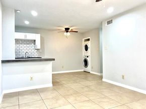 2750 Holly Hall Street 605, Houston TX 77054