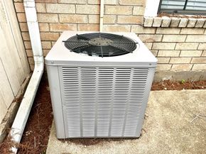 2750 Holly Hall Street 605, Houston TX 77054