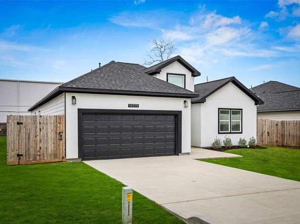 19319 Sears Drive, Houston TX 77338
