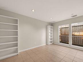 2250 La Branch Street, Houston TX 77002