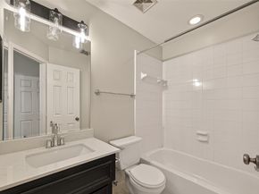 2250 La Branch Street, Houston TX 77002