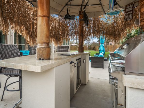 13906 Lake Benbrook Drive, Houston TX 77044