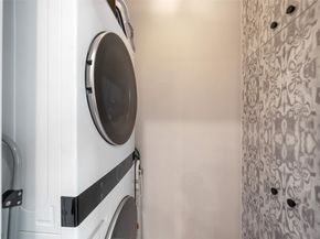 805 E 36th Street, Houston TX 77022