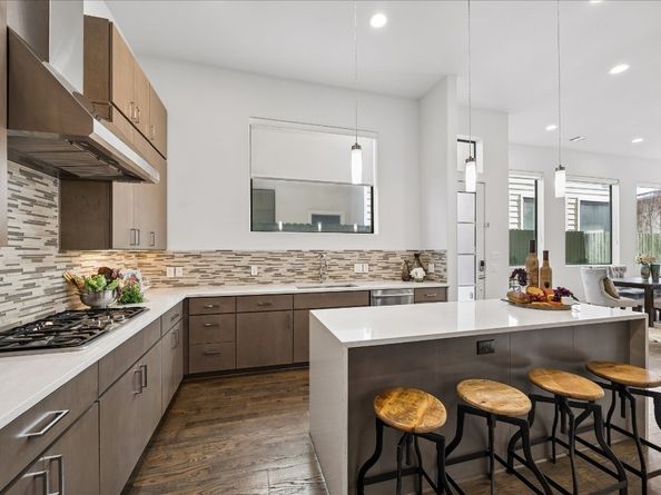 309 Peden Street, Houston TX 77006