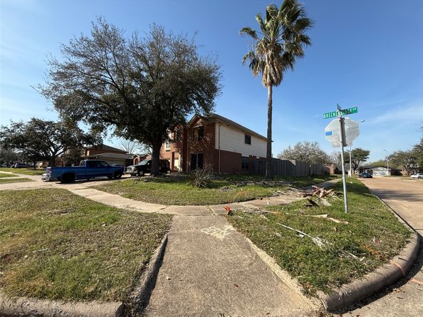 4702 Breckenridge Drive, Houston TX 77066