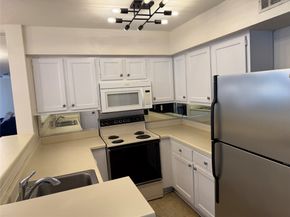 2300 Old Spanish Trail 1038, Houston TX 77054