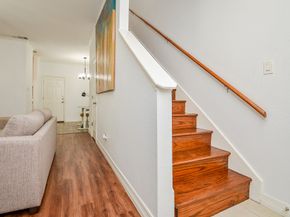 9850 Pagewood Lane 1403, Houston TX 77042