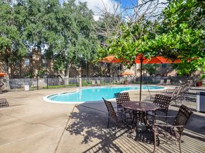 9850 Pagewood Lane 1403, Houston TX 77042