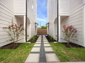 1717 Mary Street, Houston TX 77026