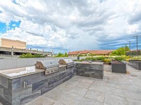 1701 Hermann Drive 30D, Houston TX 77004