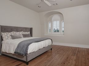 30 East Bay Boulevard, The Woodlands TX 77380