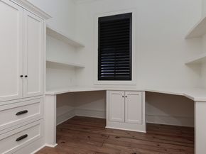 30 East Bay Boulevard, The Woodlands TX 77380