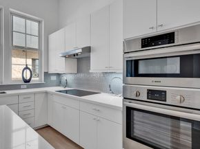 3 N St Charles St F Street, Houston TX 77003