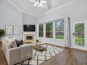 26 Ebony Oaks Place, The Woodlands TX 77382