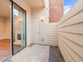 2829 Timmons Lane 201, Houston TX 77027