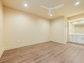 2829 Timmons Lane 201, Houston TX 77027