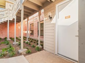 2829 Timmons Lane 201, Houston TX 77027