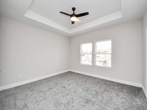 6910 J W Peavy Drive, Houston TX 77011