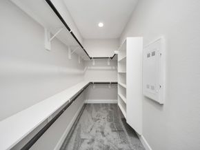 6910 J W Peavy Drive, Houston TX 77011