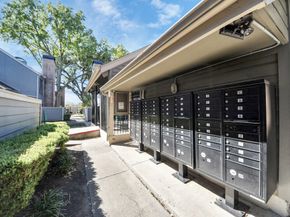 6601 Sands Point Drive 47, Houston TX 77074