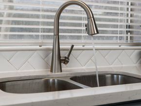 2019 Braesmeadow Lane, Sugar Land TX 77479