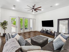 1505 Detering Street, Houston TX 77007