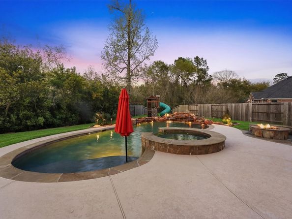 15607 Shining Brook Court, Houston TX 77044
