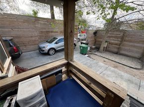 129 Garrotsville Street, Houston TX 77022