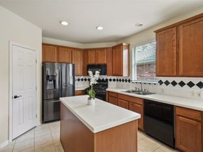 122 W Russet Grove Circle, The Woodlands TX 77384